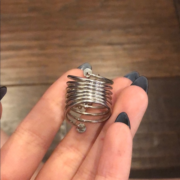 Silver ring - Picture 2 of 2